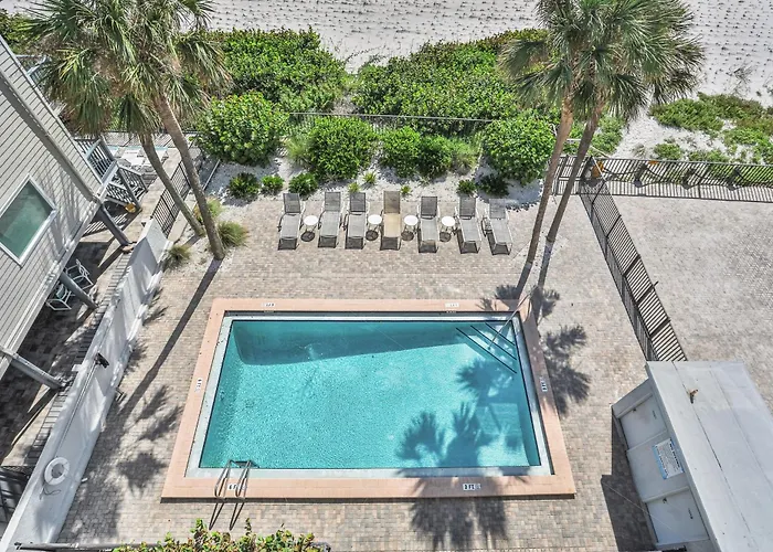 Shore House 502